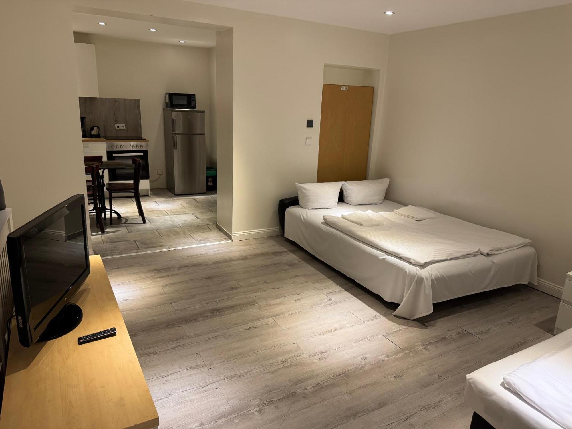 Avi Mainhouse Apartment Düsseldorf